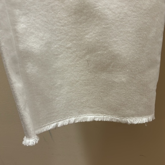 Plus Size SONOMA White Nicolini Curvy Fit Straight Crop Raw Hem Jean Pants 20W - Picture 4 of 6